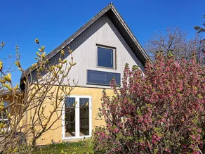 8 Person Holiday Home in Rø/gudhjem / Gudhjem - Image 4