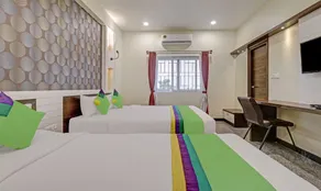 Treebo Trend Hotel Corporate Suites - Image 2