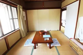 Antique room with Onsen in Atami - Image 2