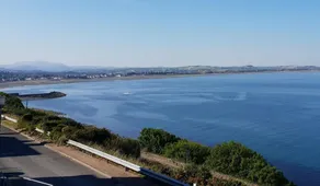 Sea View Apartment - Image 2