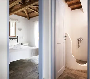 Lithea Villas and Studios by the Sea - Image 2