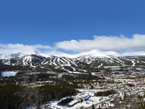 2br Outdoor Enthusiasts Dream 2 Bedroom Condo - Image 3