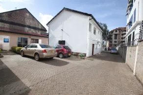 Fahari Palm Guesthouse - Image 3