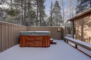 18 Hickory - Image 4