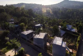 Twelve O'Clock Resort - Image 5