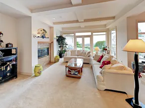 5br Golf Getaway W/ Lake & City View 5 Bedroom Home - Image 5