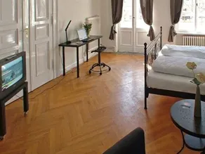 Guesthouse21 - Image 2