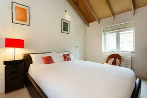 Camden Mews Terrace - Image 4