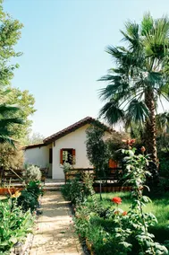 Beautiful Village Bungalow - Image 2