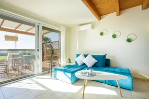 Tropical House Sea View - Image 4
