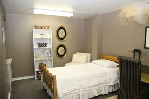 Oshawa Beautiful Home - Image 4