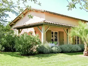 Charming Holiday Home near River in Saint-Pierre-sur-Dropt - Image 5