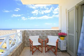 Theodosia apt Swim sunbathe beachfront - Image 2
