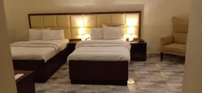 HOTEL S.R. Lounge - Image 4