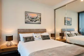 Panoramic Melbourne Views from Stylish Apartment - Image 2