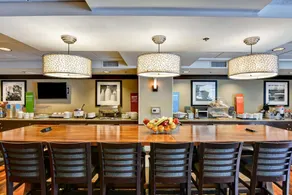 Hampton Inn Silver Spring - Image 5