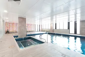 Boutique Home Close to City - Image 4