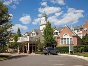 Global Luxury Suites at Forrestal - Image 5