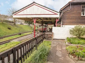 Railway Cottage - Image 3
