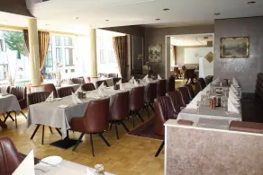 Elisabeth Parkhotel - Image 2
