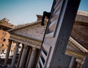 Pantheon Royal Suite - Image 4