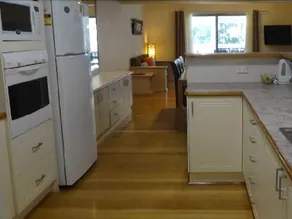 Blackbutt - Deluxe Family Townhouse - Image 2