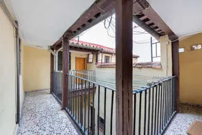 Charming Loft in La Latina, Close to City Centre - Image 4