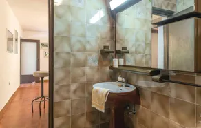 Stunning Home in Manjadvorci With Wifi and 3 Bedrooms - Image 2