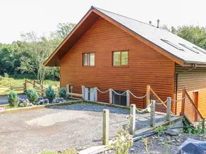 14 Waterside Lodges - Image 4