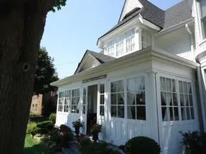Absolute Elegance Bed & Breakfast - Image 5