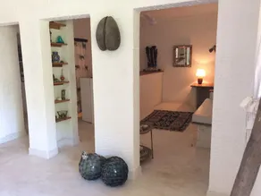 Merry Crab Beach Hotel - Image 4