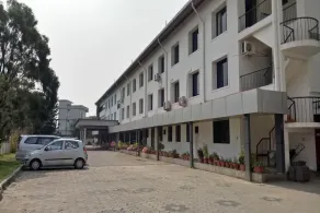 Deliza Residency By OYO Rooms - Image 4