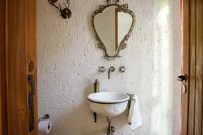 Linda Casa de 3 Quartos em Condom nio Exclusivo de Gramado - Image 2
