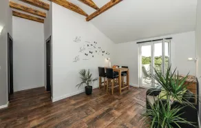 Stunning Home in Skradin-dubavice With Wifi and 4 Bedrooms - Image 4