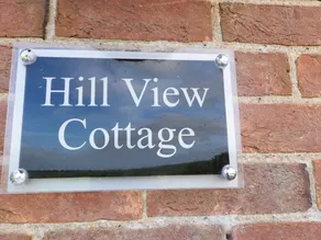 2 Hill View Bungalow - Image 5
