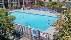 Americas Best Value Inn Shelbyville - Image 5