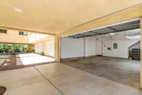Modern Escape - Image 3