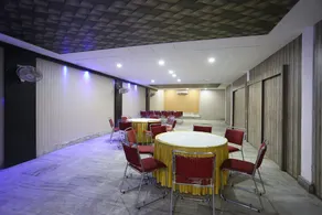 OYO 2862 Hotel Kanha Continental - Image 4