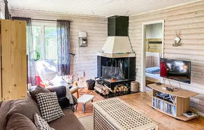 Nice Home in Bräcke With 2 Bedrooms, Sauna and Wifi - Image 5