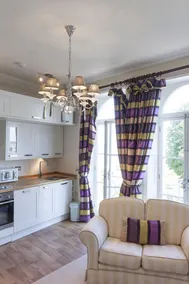 The Clarendon Royal - Image 3