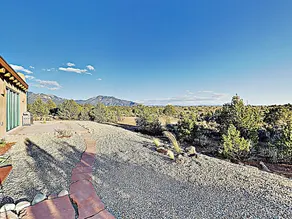 All-new Desert Hideaway: Mountain Views & Hot Tub 3 Bedroom Home - Image 4