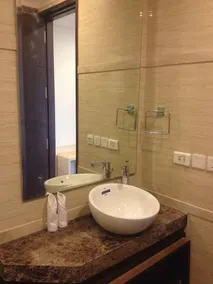 Stately Suites NH 8 - Image 2