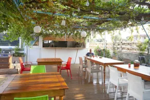 Sun Rays Hostel - Image 3