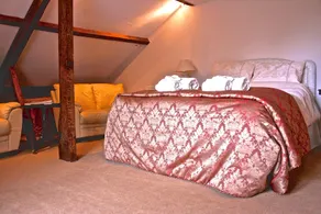 Clotworthy House - Image 3