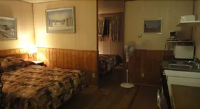 Old Country Motel - Image 3