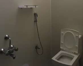 Dea Service Apartment - Image 5