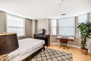 Walnut Plaza by Renaissance Properties - Image 5