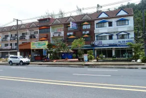 Khao Lak Traveller Lodge - Image 3