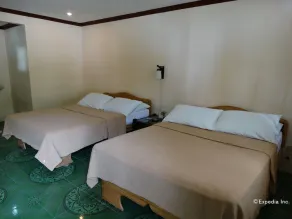 Whites and Greens Beach Resort - Image 2