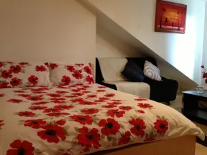 Leslie Road Accommodation - Image 4